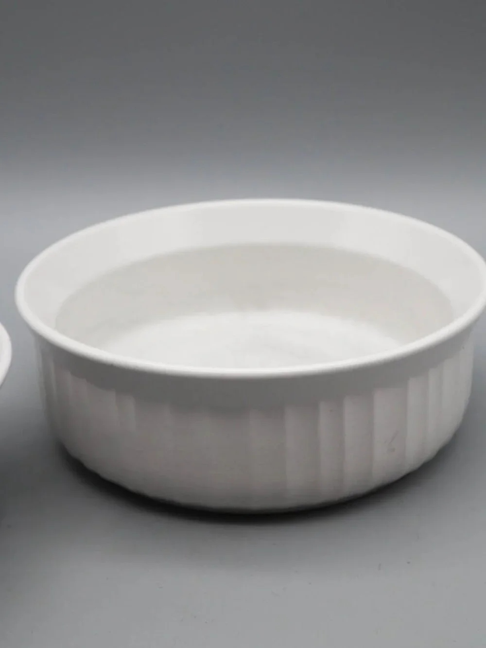 Lot of 2 Corning Ware French White Round Casserole Set Baking Dish F-16-B F-24-B